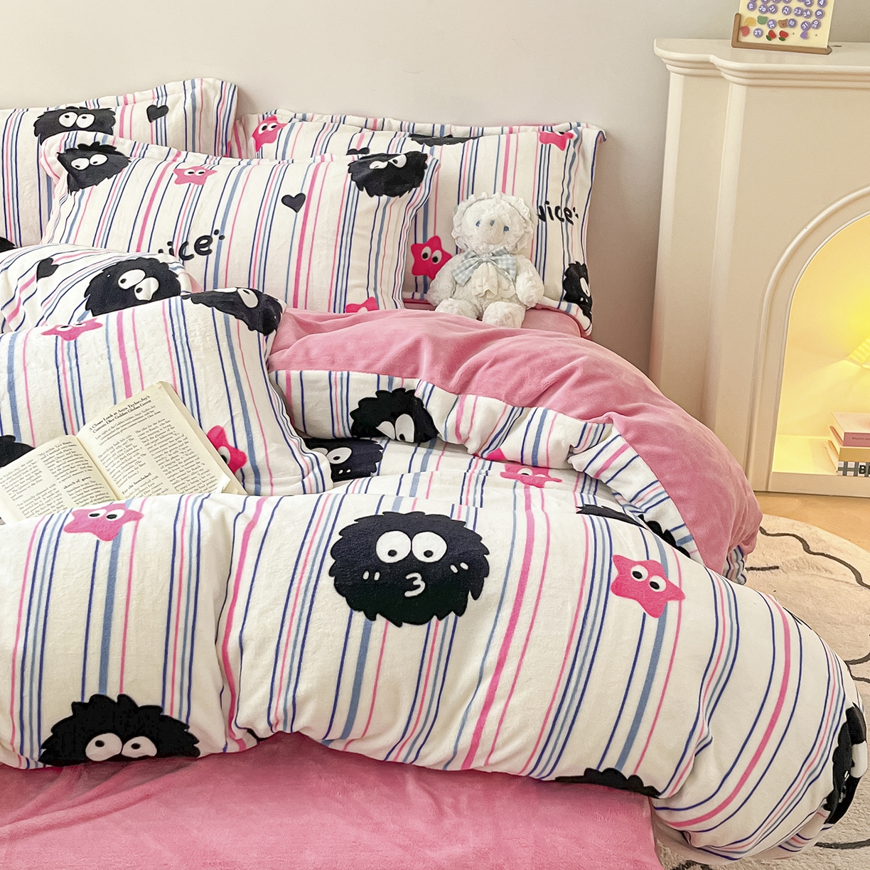 91家纺网 家纺一手货源 找家纺 瑞莱 2025新款A类200克高克重秋冬印花牛奶绒四件套-卡通系列 栗子球