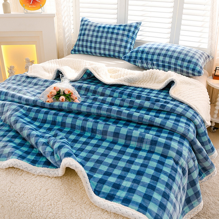 91家纺网 家纺一手货源 找家纺 圣楚家纺 2025新款牛奶绒羊羔绒双层毯盖毯毯子 蓝色天空