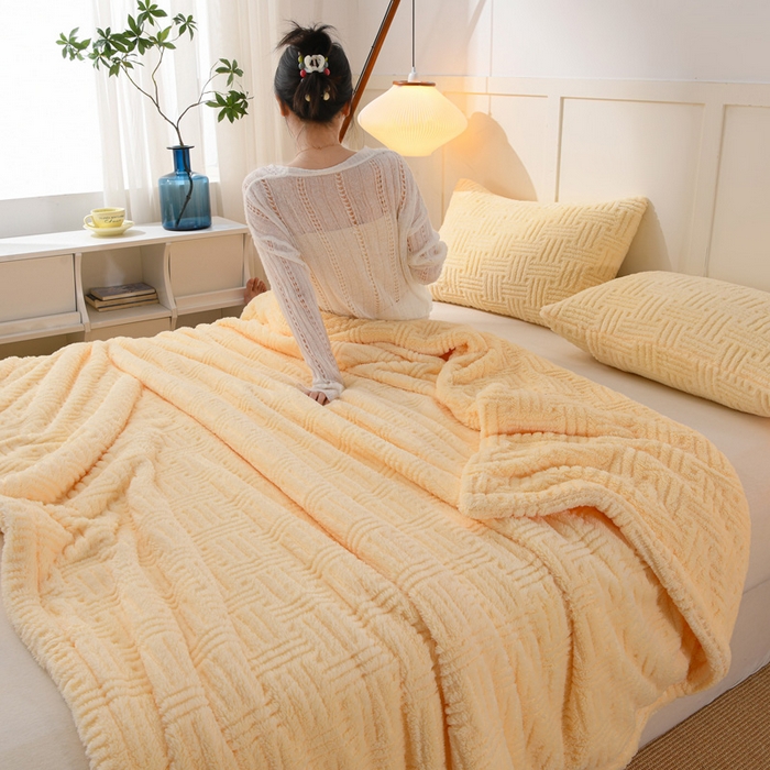 91家纺网 家纺一手货源 找家纺 圣楚家纺 2025新款塔芙绒毛毯盖毯毯子-恬梦 恬梦奶黄