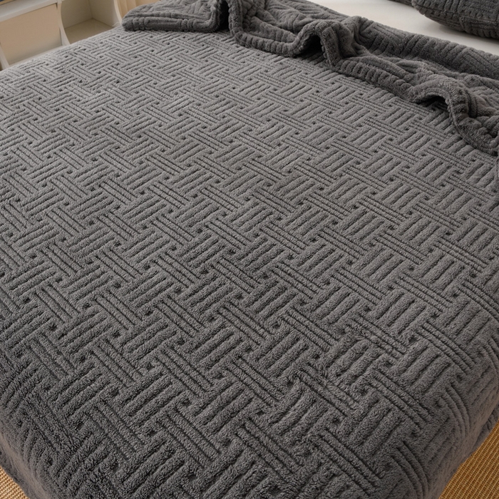 91家纺网 家纺一手货源 找家纺 圣楚家纺 2025新款塔芙绒毛毯盖毯毯子-恬梦 恬梦深灰