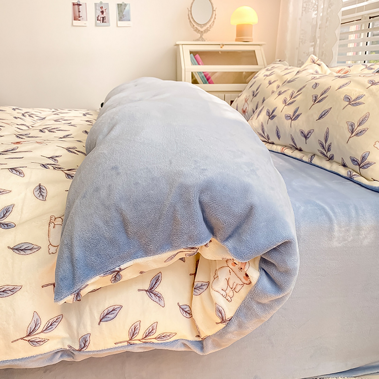 91家纺网 家纺一手货源 找家纺 瑞莱 2025新款A类200克高克重秋冬印花牛奶绒四件套-卡通系列 绒芳草集