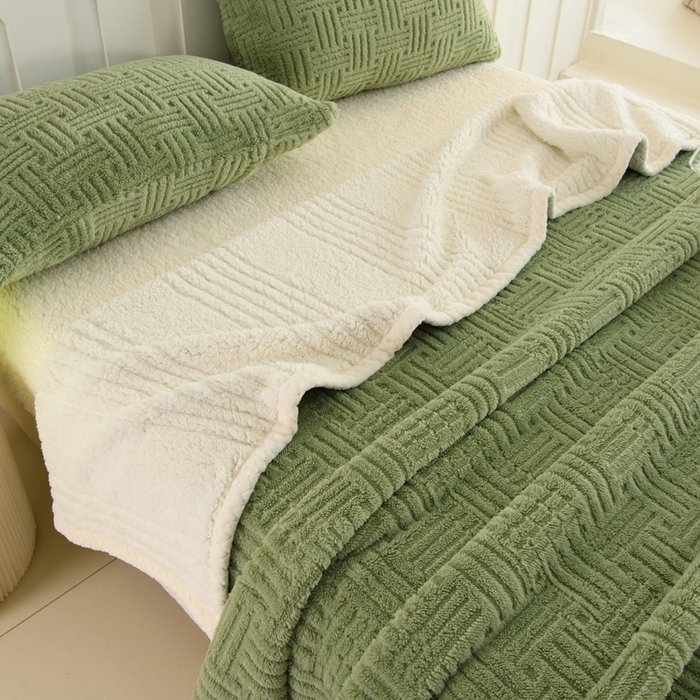 91家纺网 家纺一手货源 找家纺 圣楚家纺 2025新款塔芙绒羊羔绒双层毛毯盖毯毯子-暖窝 暖窝抹茶