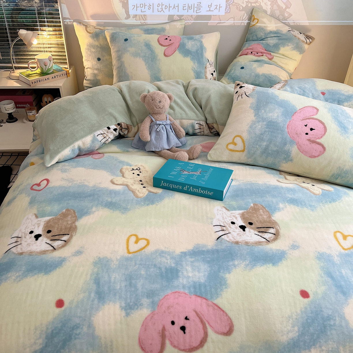 91家纺网 家纺一手货源 找家纺 瑞莱 2025新款A类200克高克重秋冬印花牛奶绒四件套-卡通系列 绒蜡笔画