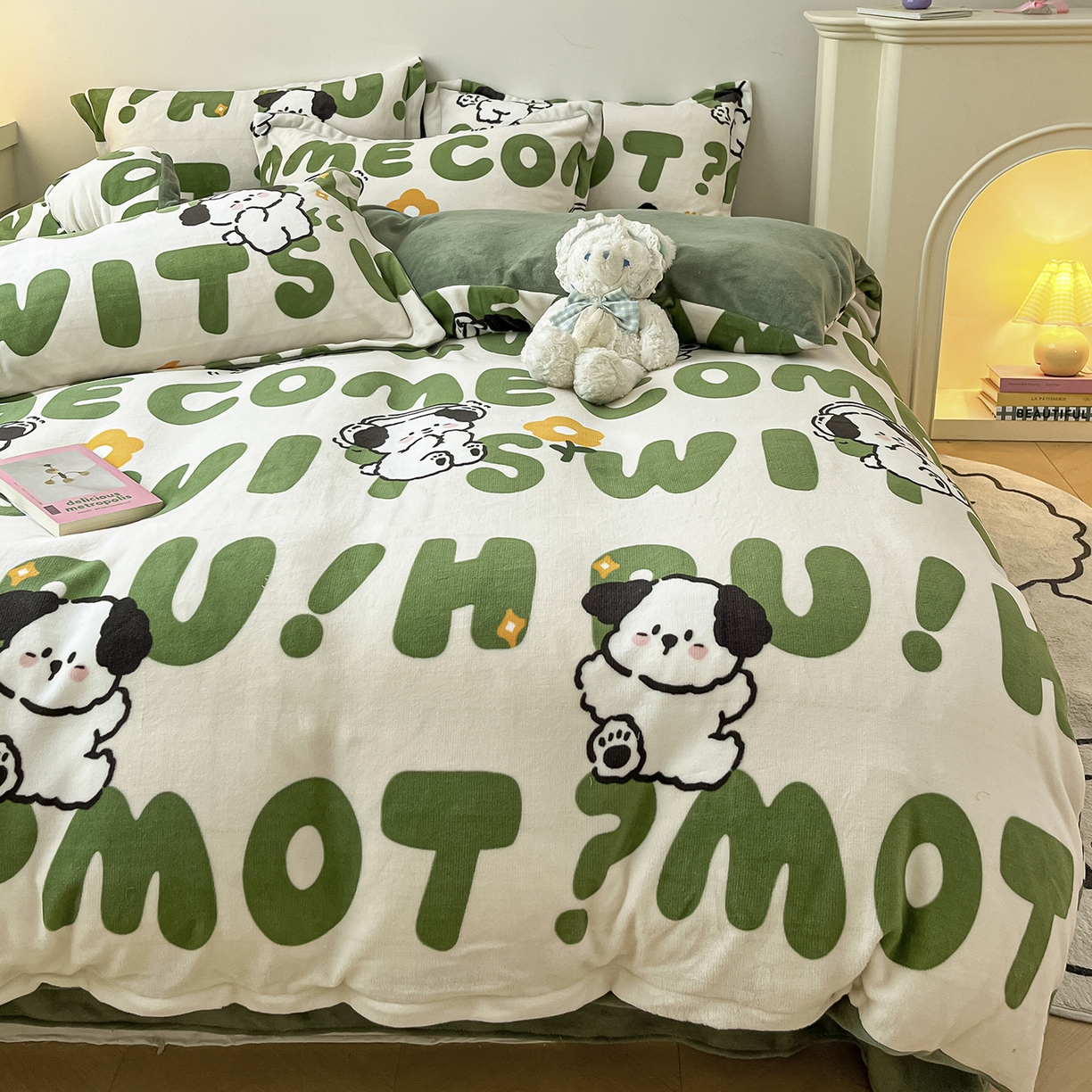 91家纺网 家纺一手货源 找家纺 瑞莱 2025新款A类200克高克重秋冬印花牛奶绒四件套-卡通系列 绒皮皮狗