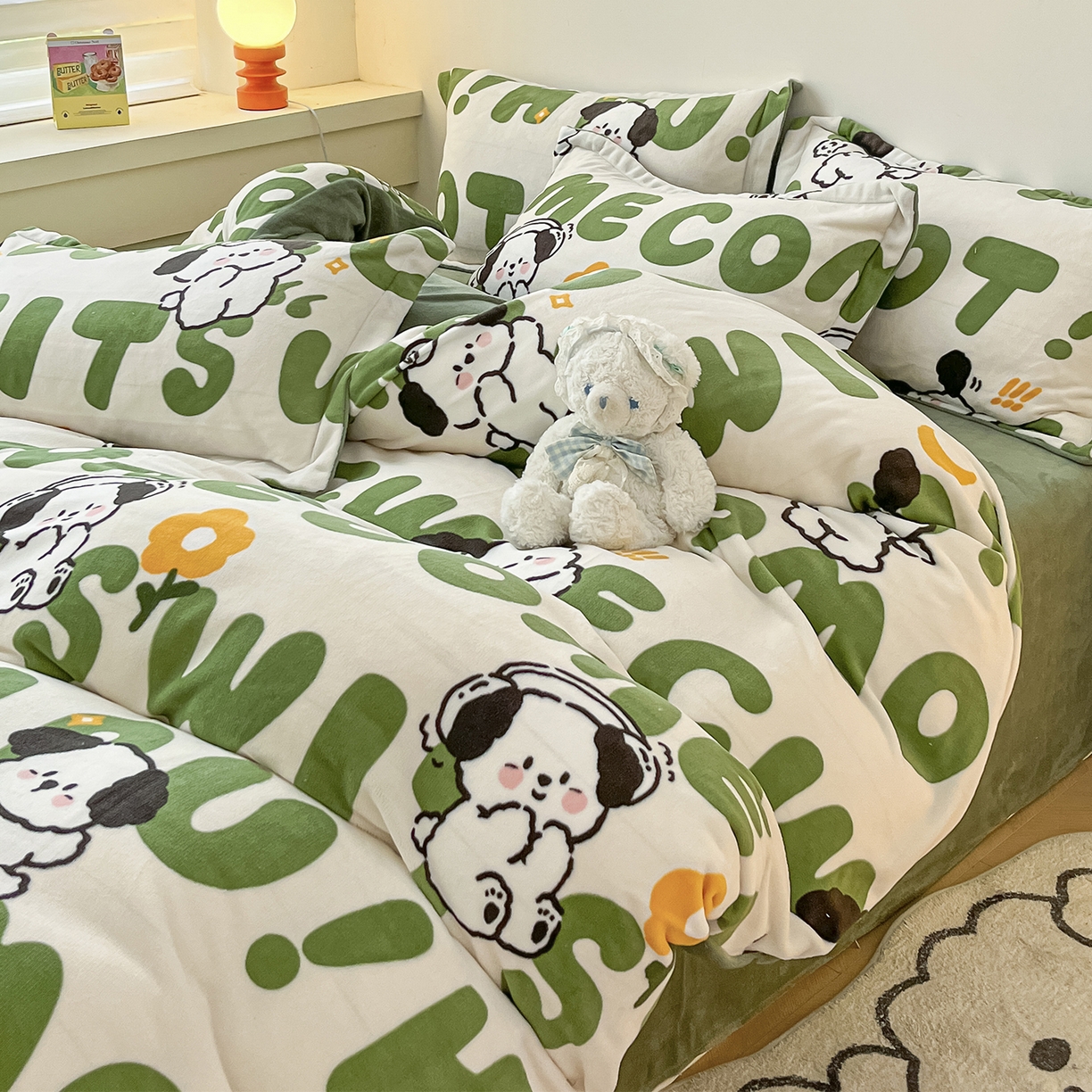 91家纺网 家纺一手货源 找家纺 瑞莱 2025新款A类200克高克重秋冬印花牛奶绒四件套-卡通系列 绒皮皮狗