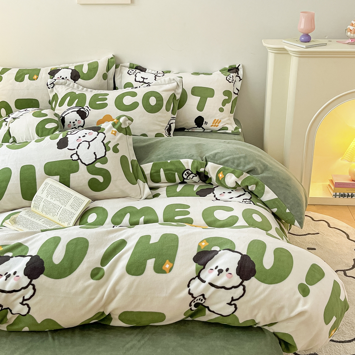 91家纺网 家纺一手货源 找家纺 瑞莱 2025新款A类200克高克重秋冬印花牛奶绒四件套-卡通系列 绒皮皮狗