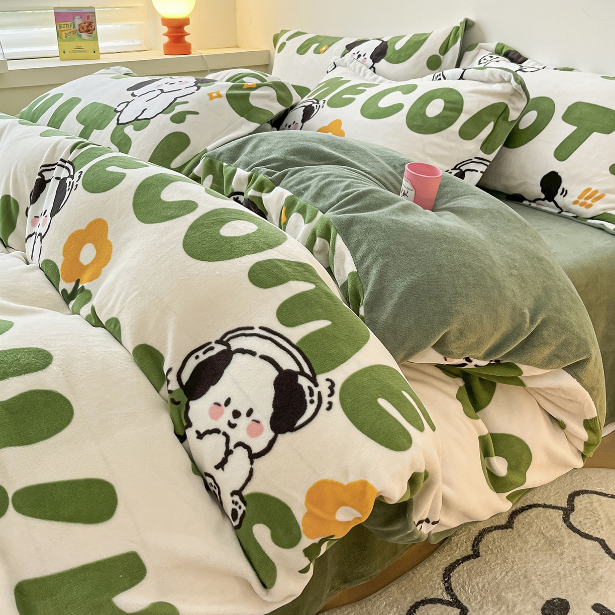 91家纺网 家纺一手货源 找家纺 瑞莱 2025新款A类200克高克重秋冬印花牛奶绒四件套-卡通系列 绒皮皮狗