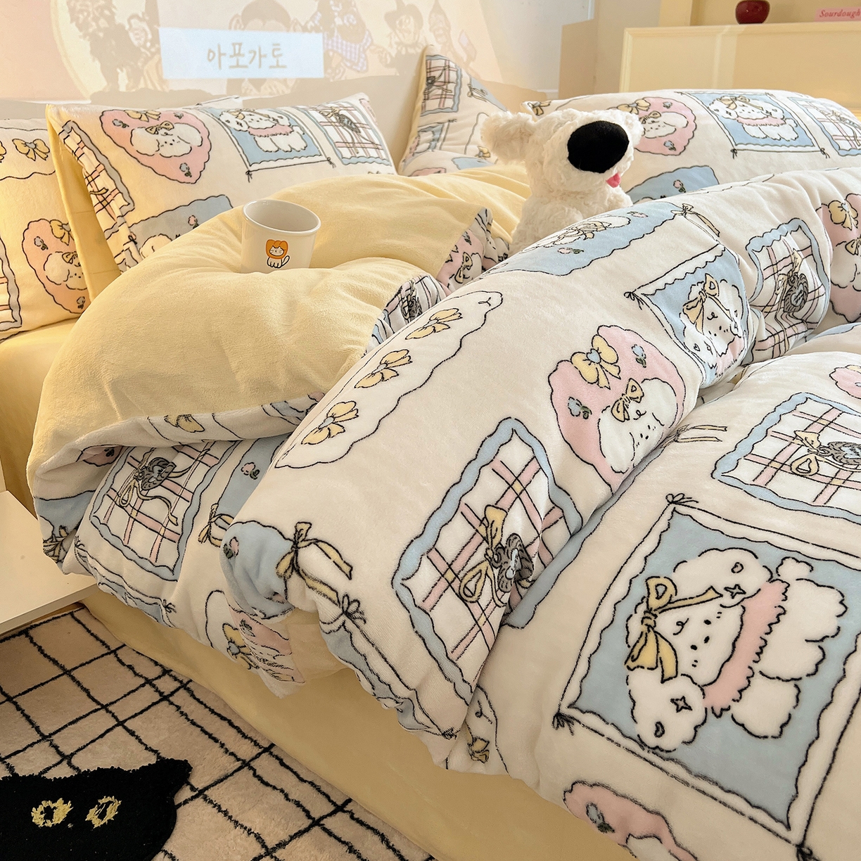 91家纺网 家纺一手货源 找家纺 瑞莱 2025新款A类200克高克重秋冬印花牛奶绒四件套-卡通系列 绒小泡芙