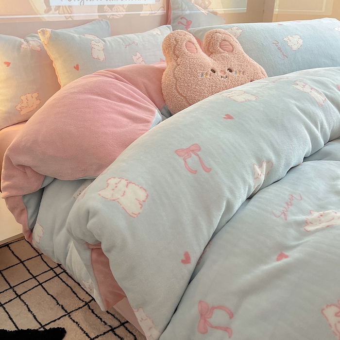 瑞莱 2025新款A类200克高克重秋冬印花牛奶绒四件套-卡通系列 甜心猫咪