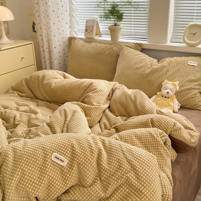 91家纺网 家纺一手货源 找家纺 （总）十里居 2025新款lns奶油双拼华夫格烂花牛奶绒四件套 华夫格系列