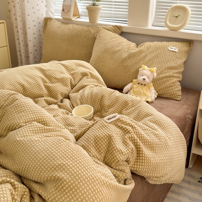 91家纺网 家纺一手货源 找家纺 （总）十里居 2025新款lns奶油双拼华夫格烂花牛奶绒四件套 华夫格系列