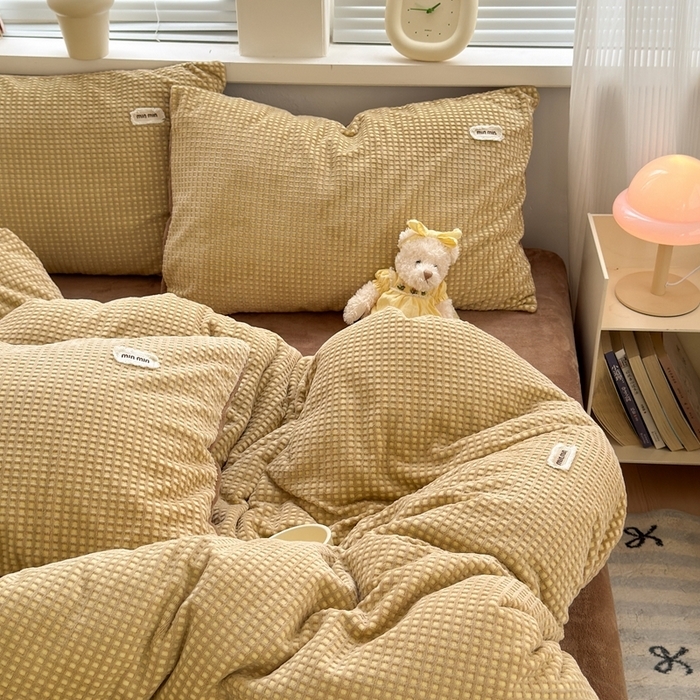 91家纺网 家纺一手货源 找家纺 （总）十里居 2025新款lns奶油双拼华夫格烂花牛奶绒四件套 华夫格系列