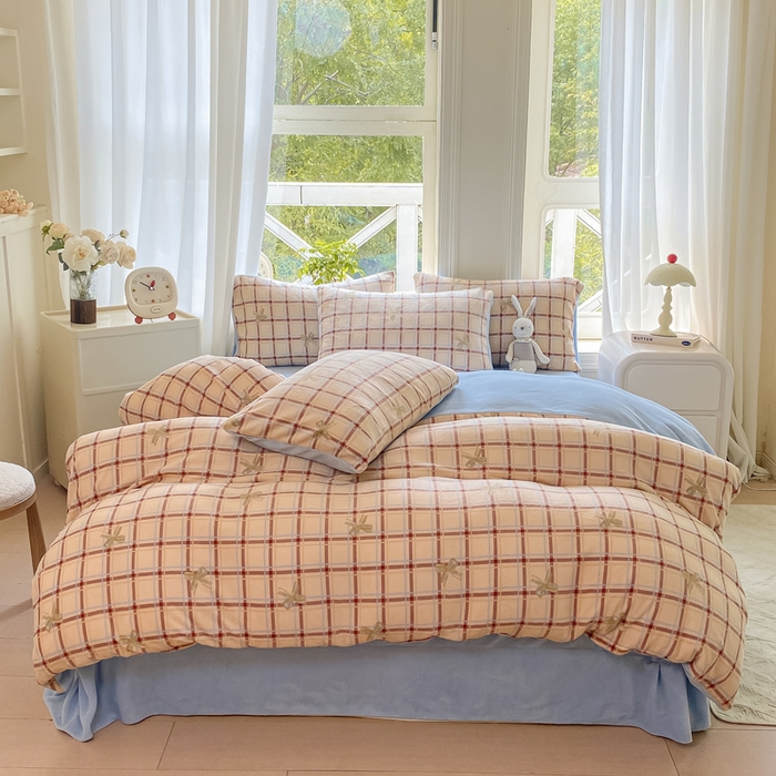 91家纺网 家纺一手货源 找家纺 豫见家纺 2025新款牛奶绒印花四件套 小晴天