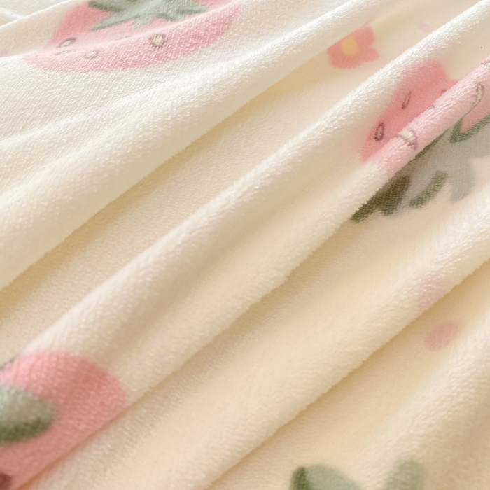 91家纺网 家纺一手货源 找家纺 豫见家纺 2025新款牛奶绒印花四件套 草莓梦境