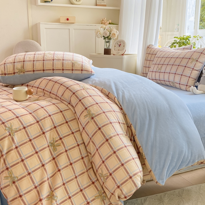 91家纺网 家纺一手货源 找家纺 豫见家纺 2025新款牛奶绒印花四件套 小晴天