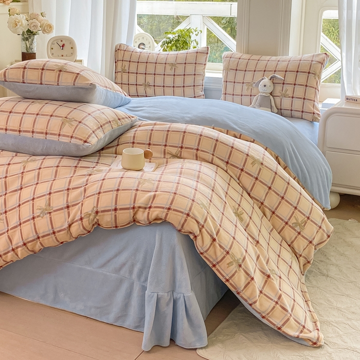 91家纺网 家纺一手货源 找家纺 豫见家纺 2025新款牛奶绒印花四件套 小晴天