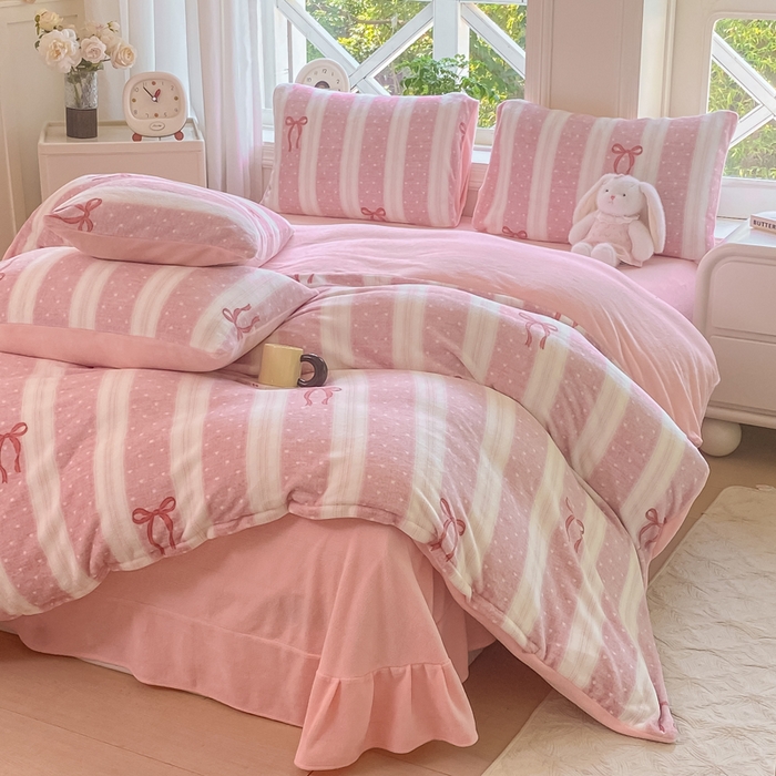 豫见家纺 2025新款牛奶绒印花四件套 红丝带