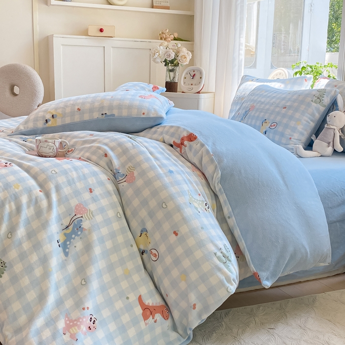 91家纺网 家纺一手货源 找家纺 豫见家纺 2025新款牛奶绒印花四件套 恐龙时代