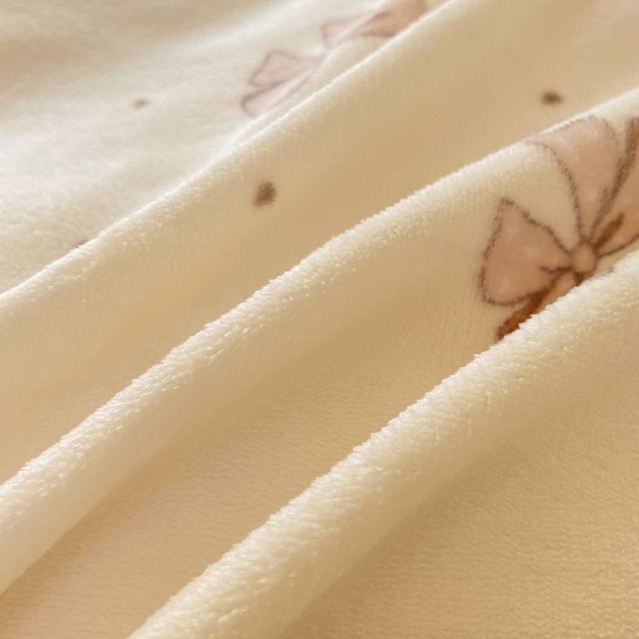 91家纺网 家纺一手货源 找家纺 豫见家纺 2025新款牛奶绒印花四件套 时尚蝴蝶结