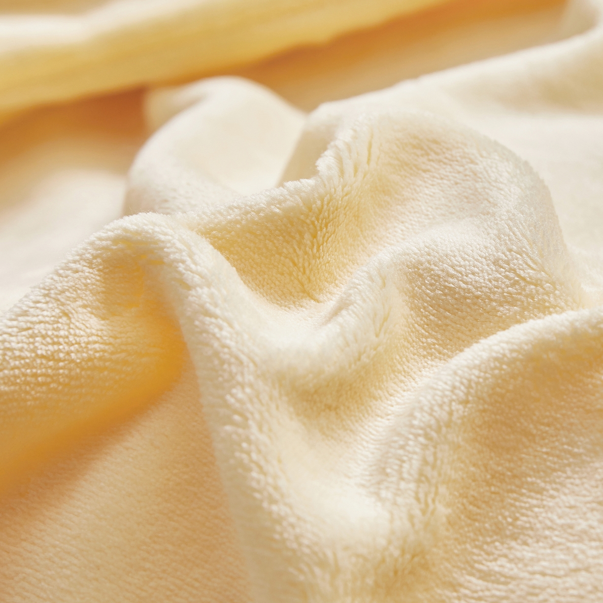 91家纺网 家纺一手货源 找家纺 荷马之梦 2025新款A类牛奶绒贴布绣原创卡通儿童套件幼儿园三件套-围住可爱系列 围巾小鸭