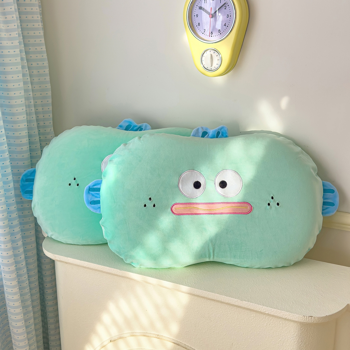 91家纺网 家纺一手货源 找家纺 诺可 2025新款绒款猫肚枕记忆枕枕头枕芯-卡通玩偶 丑萌人鱼