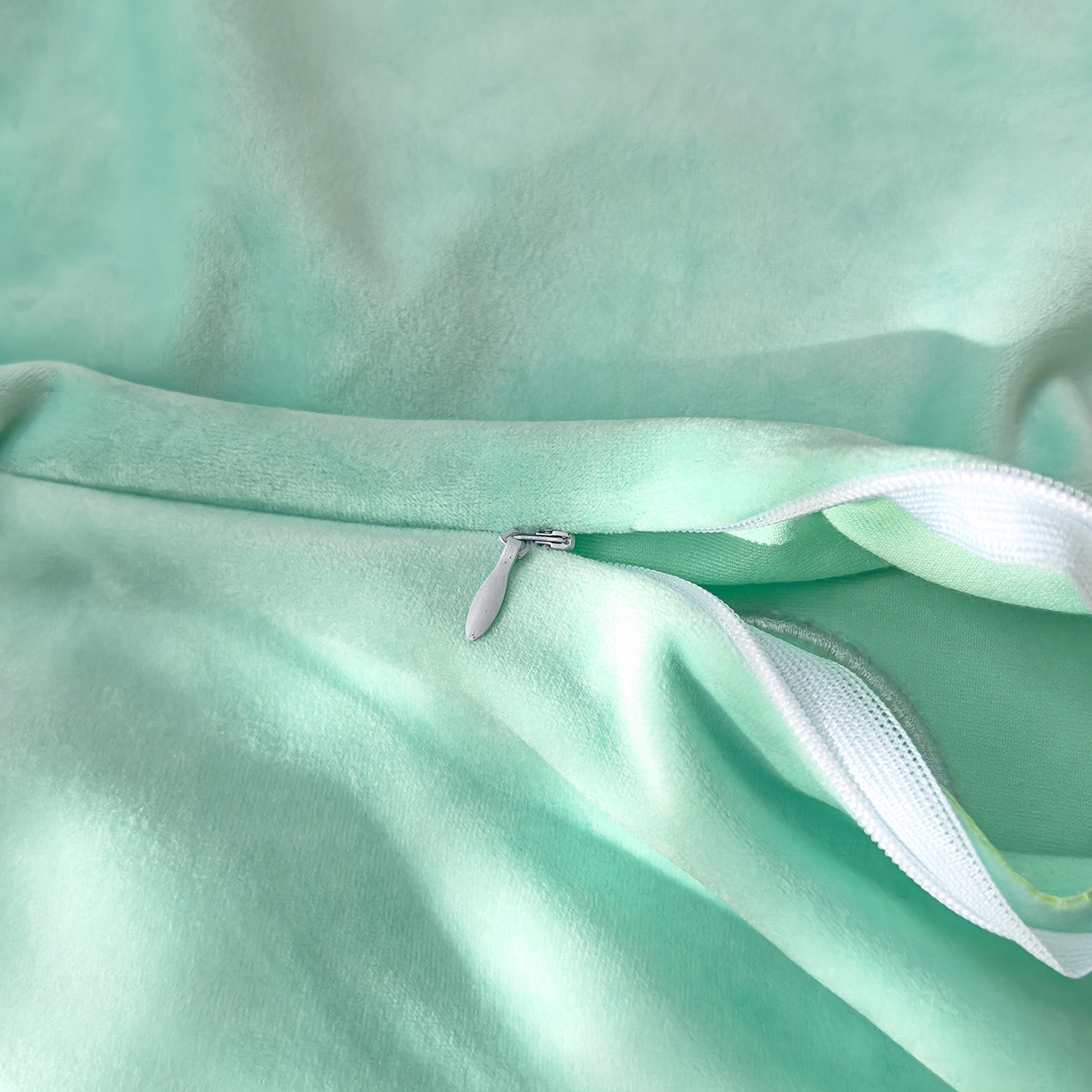 91家纺网 家纺一手货源 找家纺 （总）诺可 2025新款绒款猫肚枕记忆枕枕头枕芯-卡通玩偶