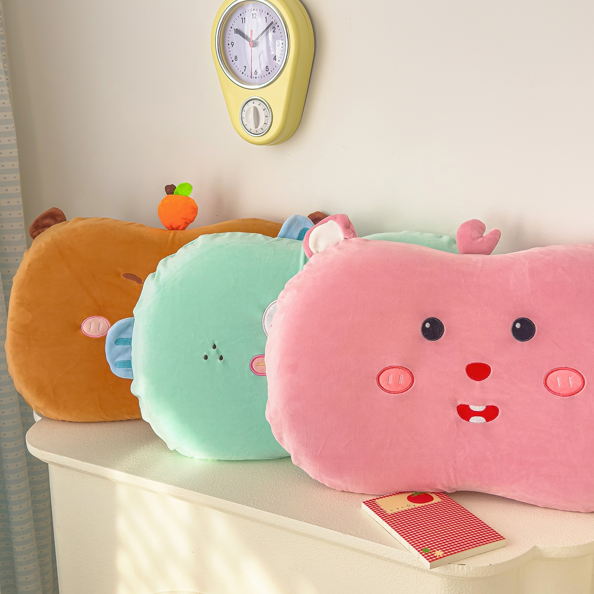 91家纺网 家纺一手货源 找家纺 诺可 2025新款绒款猫肚枕记忆枕枕头枕芯-卡通玩偶 组合图