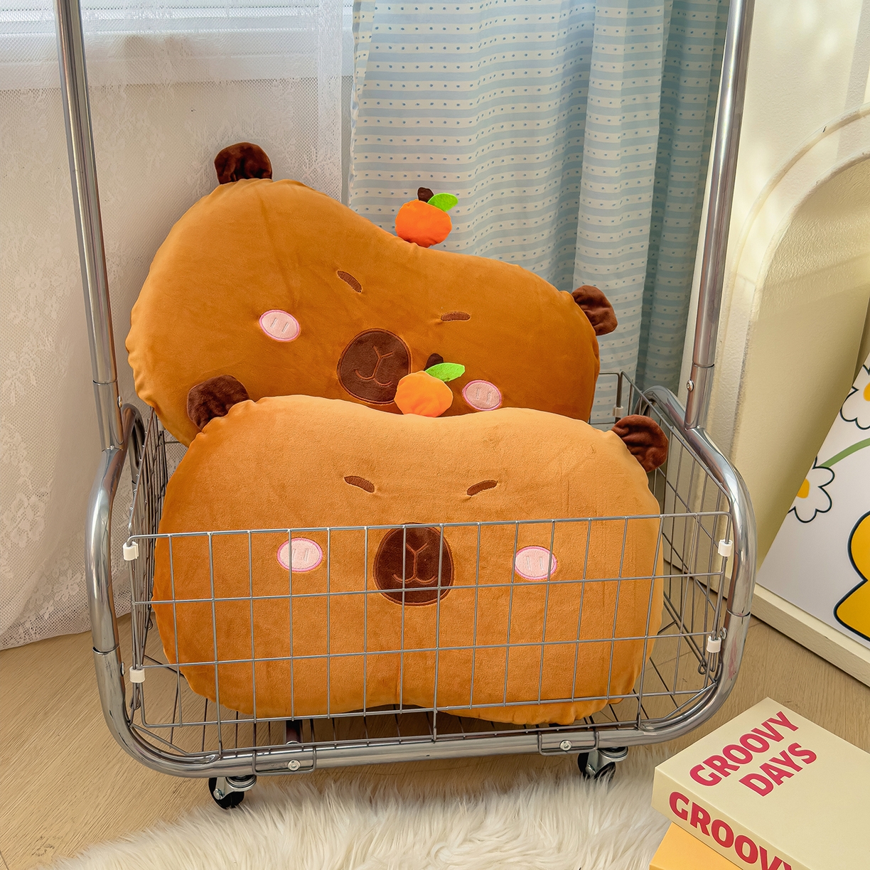 91家纺网 家纺一手货源 找家纺 诺可 2025新款绒款猫肚枕记忆枕枕头枕芯-卡通玩偶 卡皮巴拉