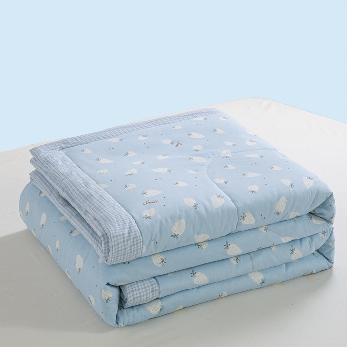 91家纺网 家纺一手货源 找家纺 憨豆家纺 2025新款双面全棉夏被可机洗小清新纯棉夏被薄被芯空调被子夏凉被 草莓果园-蓝