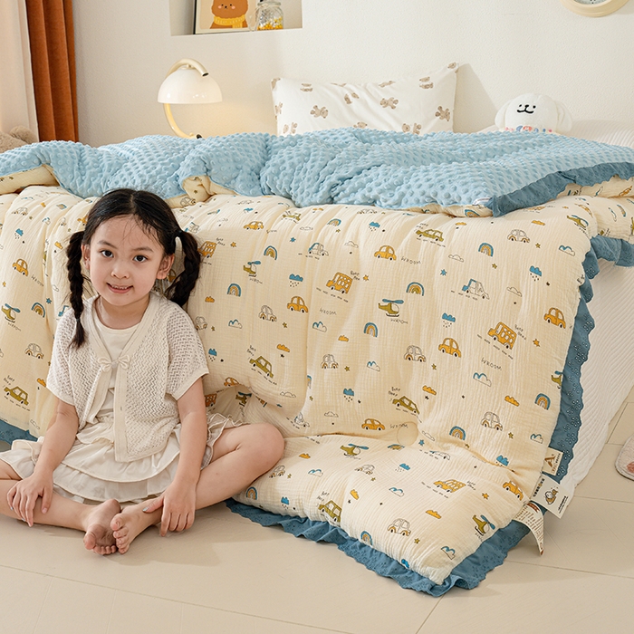 91家纺网 家纺一手货源 找家纺 芯恋家居 2025新款全棉皱皱纱双层纱豆豆被大豆被汽车总动员