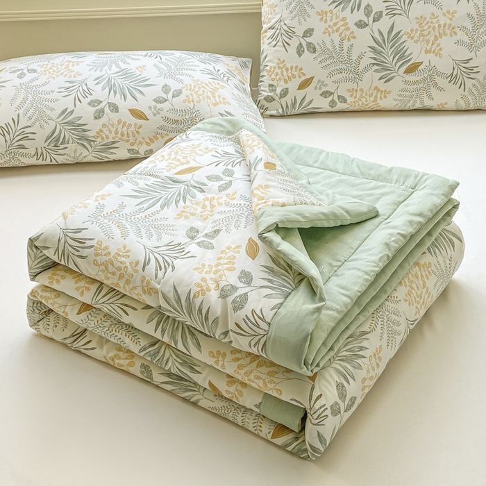 91家纺网 家纺一手货源 找家纺 憨豆家纺 2025新款双面全棉夏被可机洗小清新纯棉夏被薄被芯空调被子夏凉被 花影轻颜