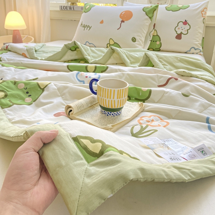 91家纺网 家纺一手货源 找家纺 憨豆家纺 2025新款双面全棉夏被可机洗小清新纯棉夏被薄被芯空调被子夏凉被 恐龙日记