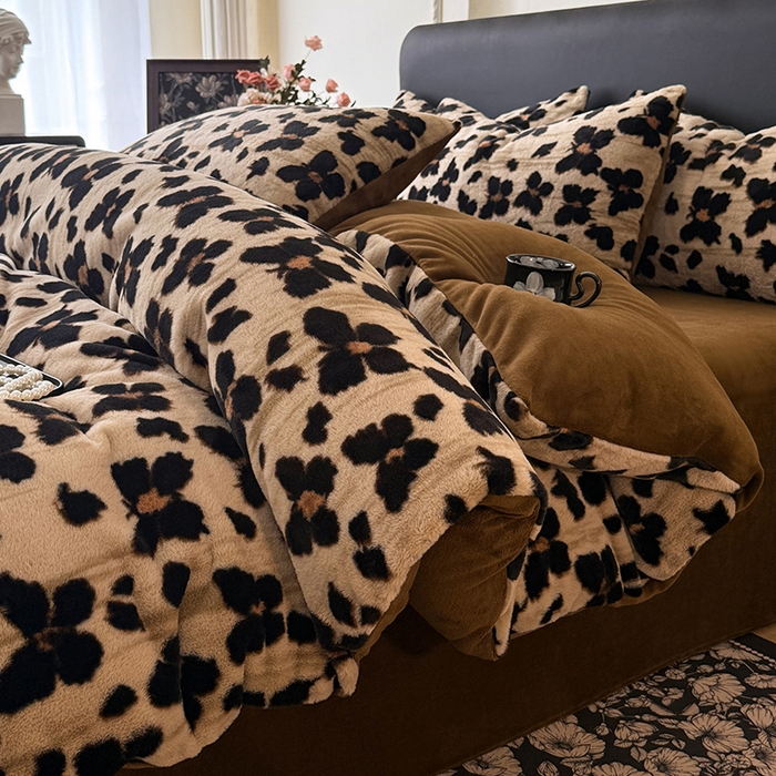 91家纺网 家纺一手货源 找家纺 （总）绒世界 2025秋冬新款丹麦兔毛绒牛奶绒四件套