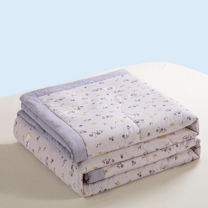 91家纺网 家纺一手货源 找家纺 憨豆家纺 2025新款双面全棉夏被可机洗小清新纯棉夏被薄被芯空调被子夏凉被 紫藤花语