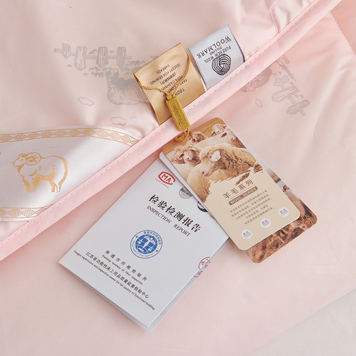 91家纺网 家纺一手货源 找家纺 美丽折家纺 2025新款羊绒被印花系列 印花玉色