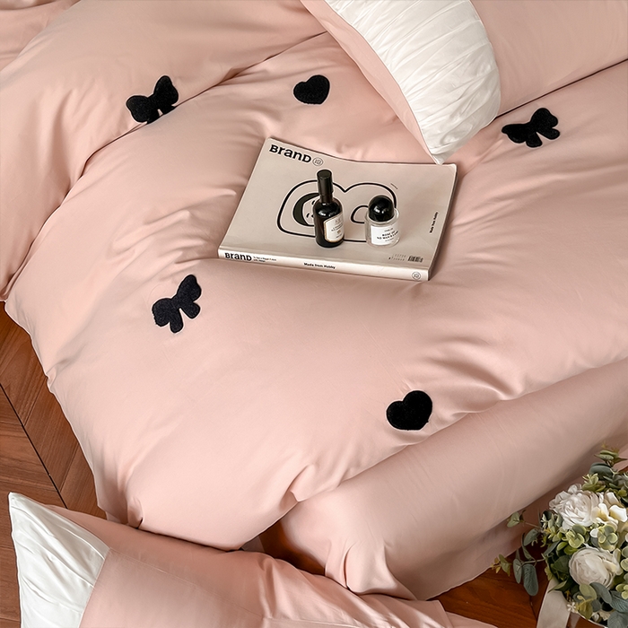 91家纺网 家纺一手货源 找家纺 （总）理想家家纺 2025新款纯棉轻奢刺绣四件套--心愿系列场景二