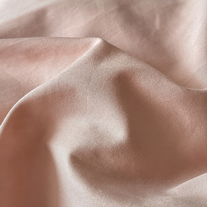 91家纺网 家纺一手货源 找家纺 理想家家纺 2025新款纯棉轻奢刺绣四件套--心愿系列场景二 心愿粉