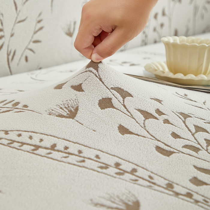 91家纺网 家纺一手货源 找家纺 丝绮鹿 2025新款雕花绒-麦浪沙发套松紧款（三人图）麦浪系列 麦浪-云灰