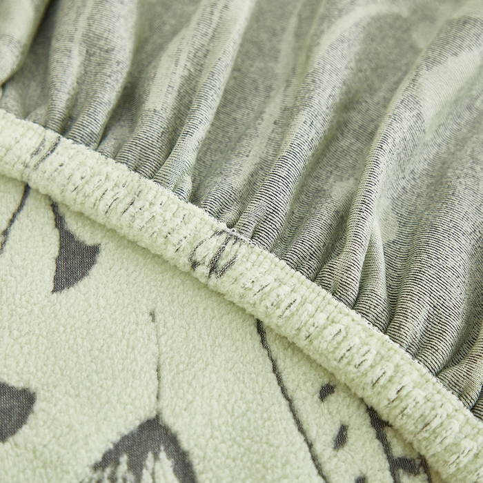 91家纺网 家纺一手货源 找家纺 丝绮鹿 2025新款雕花绒-麦浪沙发套松紧款（三人图）麦浪系列 麦浪-草绿