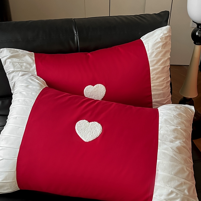 91家纺网 家纺一手货源 找家纺 理想家家纺 2025新款纯棉轻奢刺绣四件套--心愿系列场景二 心愿红