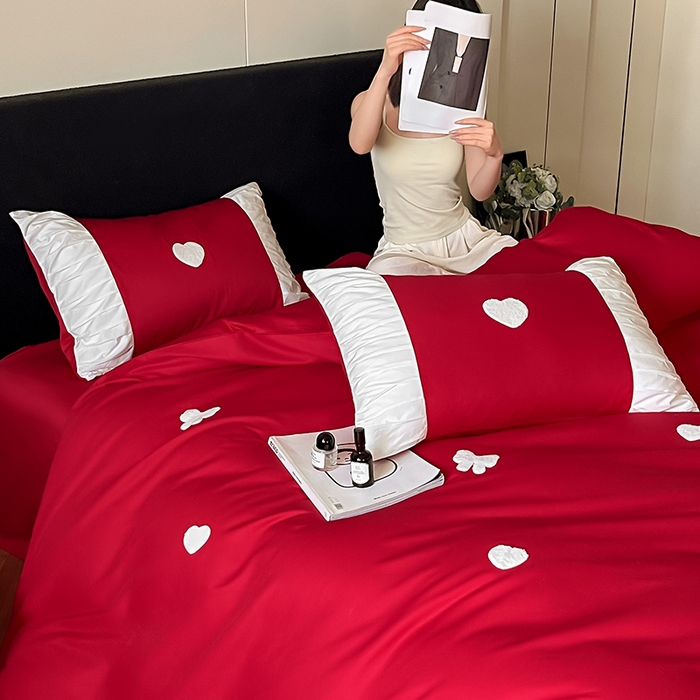 91家纺网 家纺一手货源 找家纺 理想家家纺 2025新款纯棉轻奢刺绣四件套--心愿系列场景二 心愿红