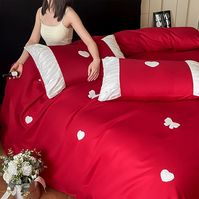 91家纺网 家纺一手货源 找家纺 理想家家纺 2025新款纯棉轻奢刺绣四件套--心愿系列场景二 心愿红