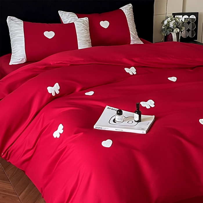 91家纺网 家纺一手货源 找家纺 理想家家纺 2025新款纯棉轻奢刺绣四件套--心愿系列场景二 心愿红