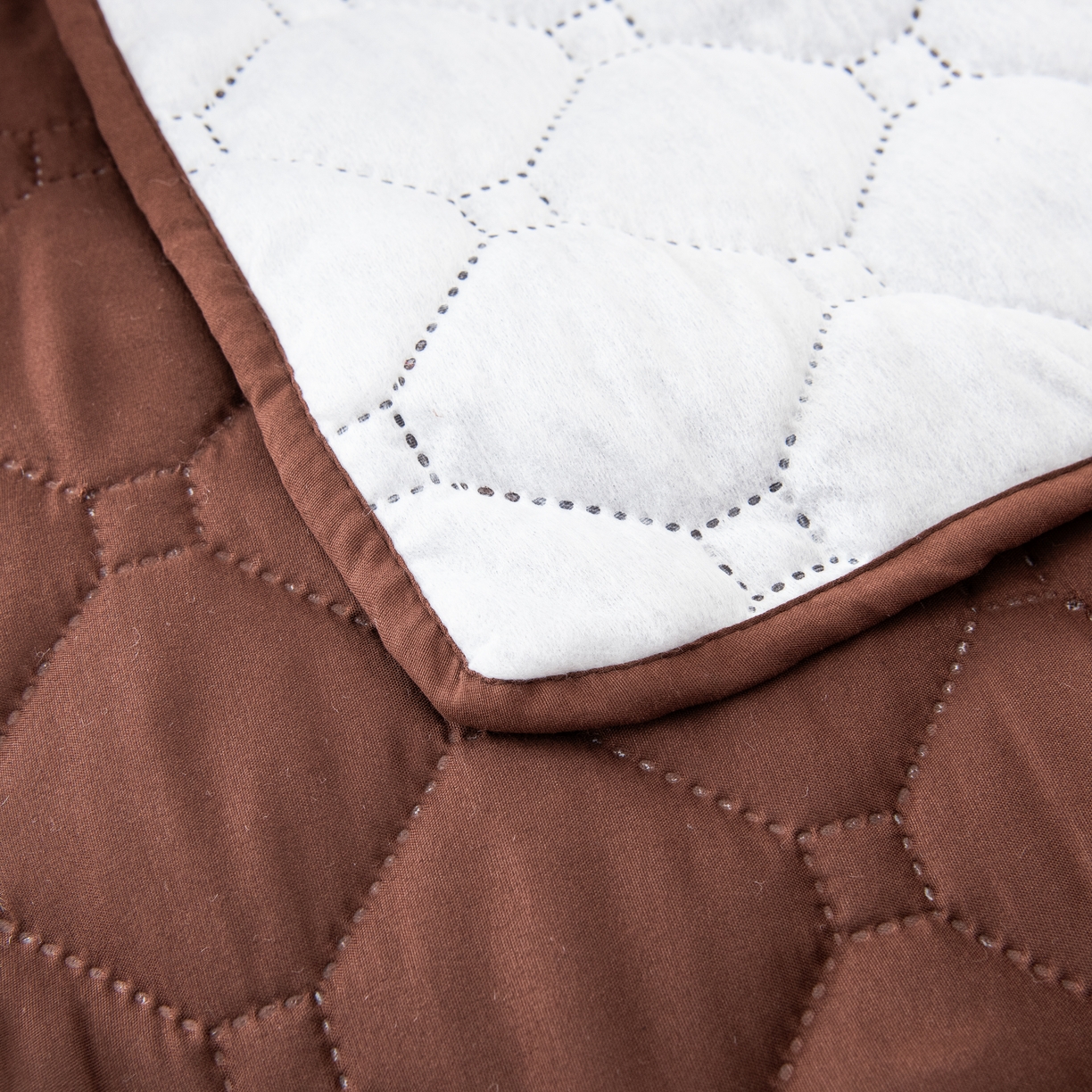 91家纺网 家纺一手货源 找家纺 飞翔家纺 2025新款加棉老虎椅椅垫 咖啡色