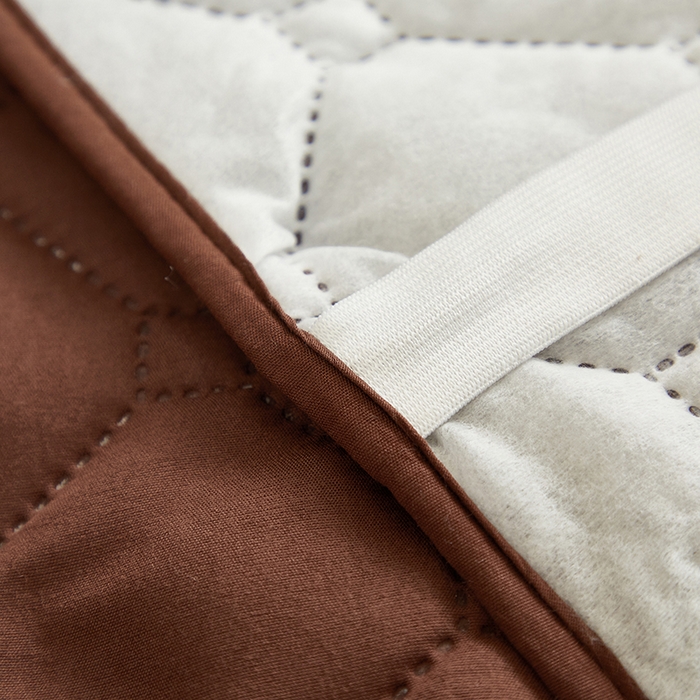 91家纺网 家纺一手货源 找家纺 飞翔家纺 2025新款加棉沙发套沙发垫 咖色