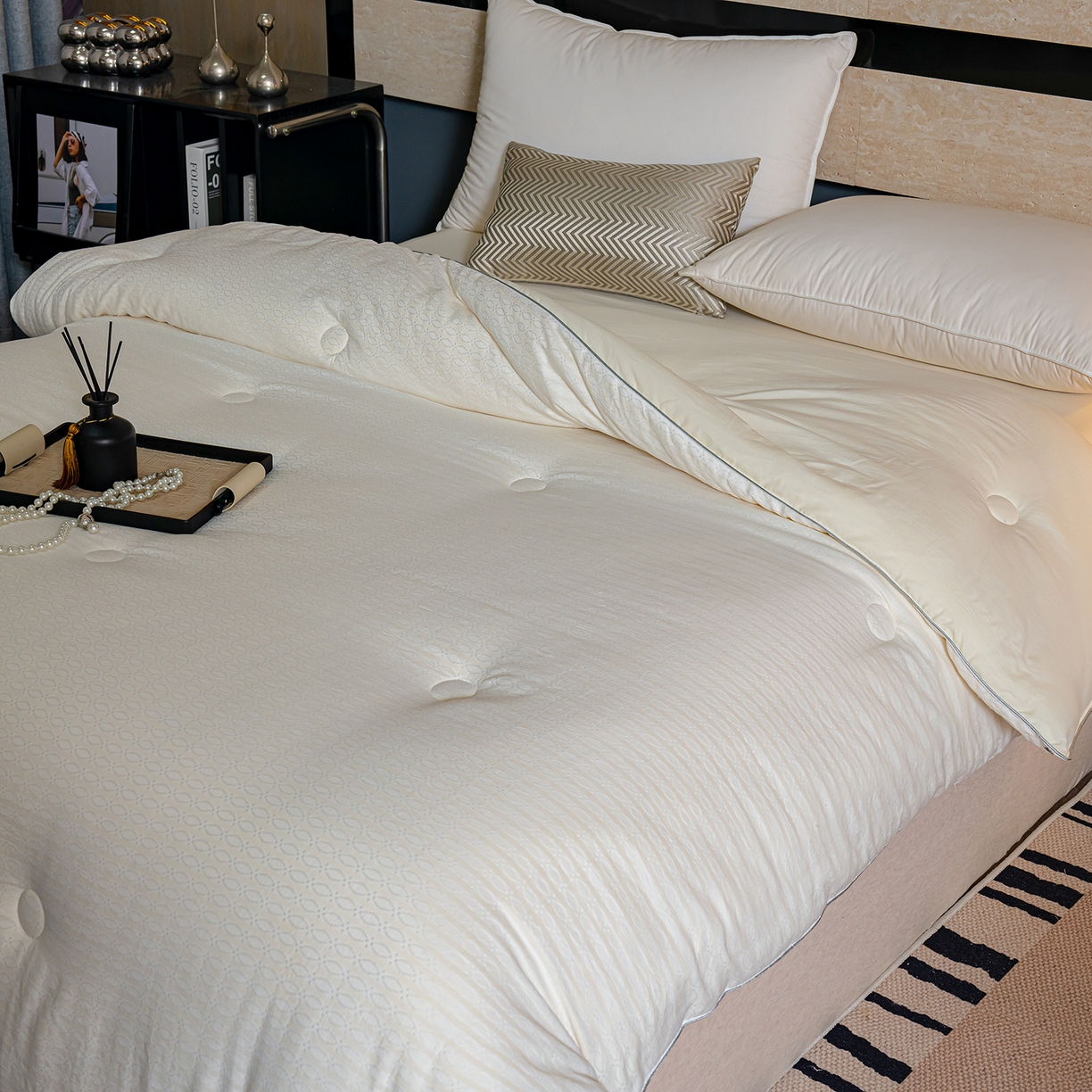 91家纺网 家纺一手货源 找家纺 蓝冰家纺 2025新款亲肤发财树提花大豆被子被芯 提花-白色