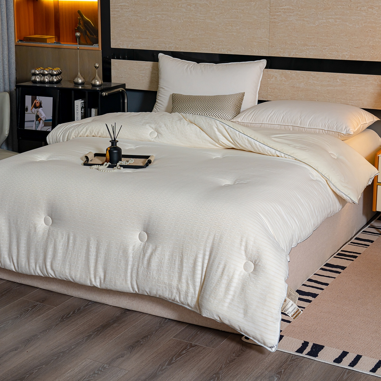 91家纺网 家纺一手货源 找家纺 蓝冰家纺 2025新款亲肤发财树提花大豆被子被芯 提花-白色