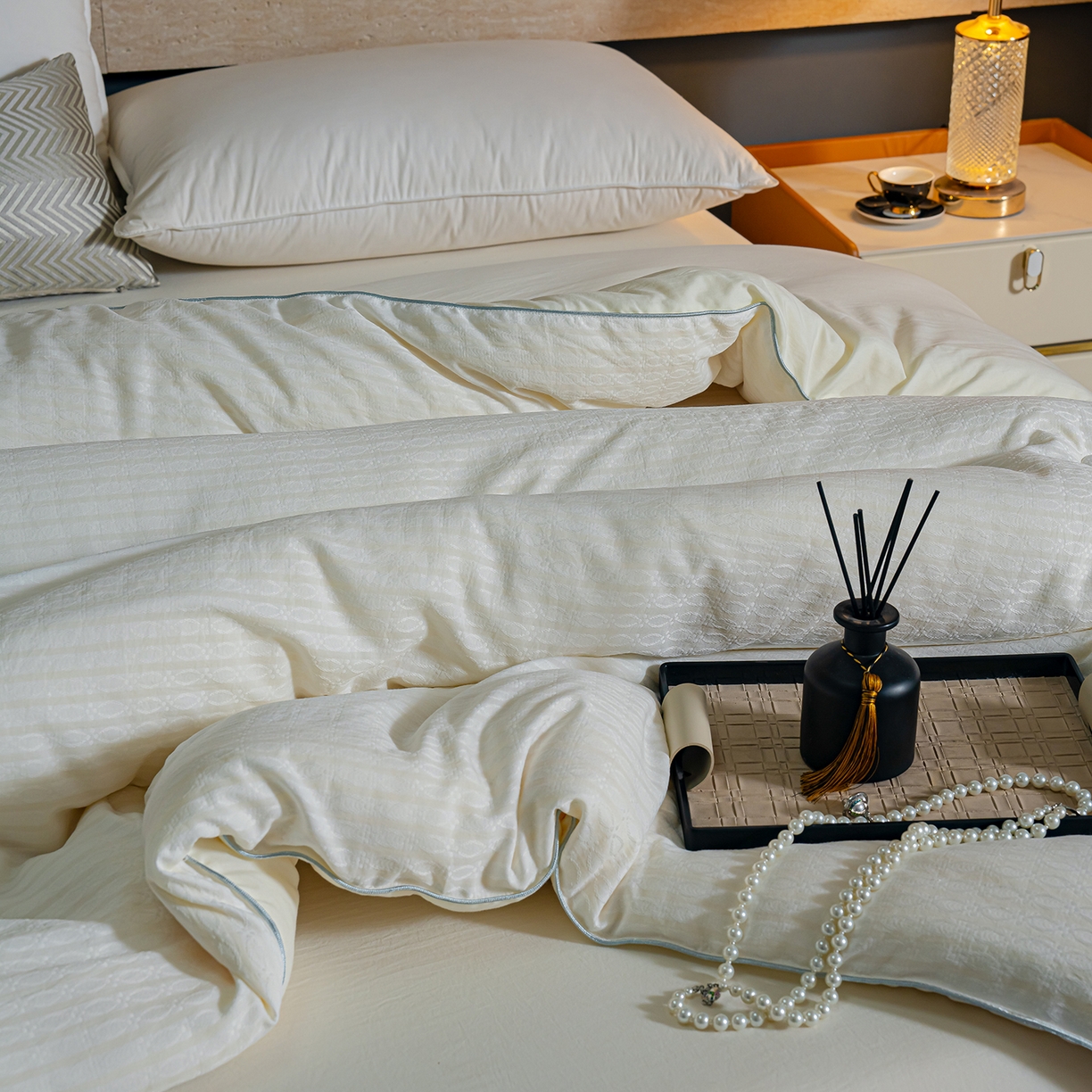 91家纺网 家纺一手货源 找家纺 蓝冰家纺 2025新款亲肤发财树提花大豆被子被芯 提花-白色