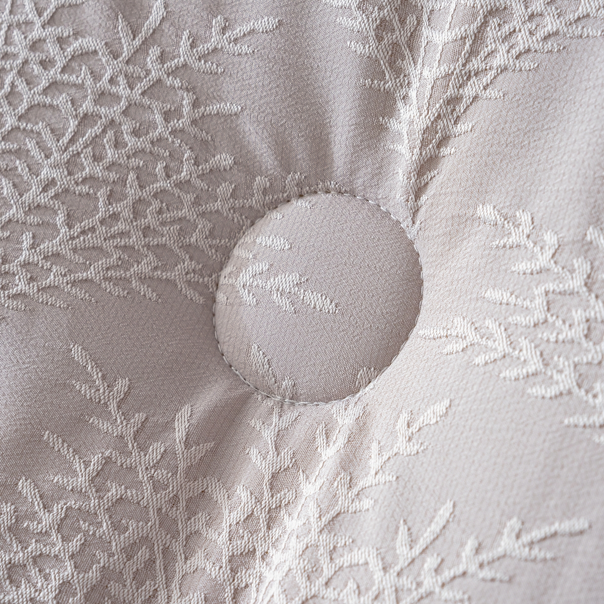 91家纺网 家纺一手货源 找家纺 蓝冰家纺 2025新款亲肤发财树提花大豆被子被芯 发财树-浅灰色