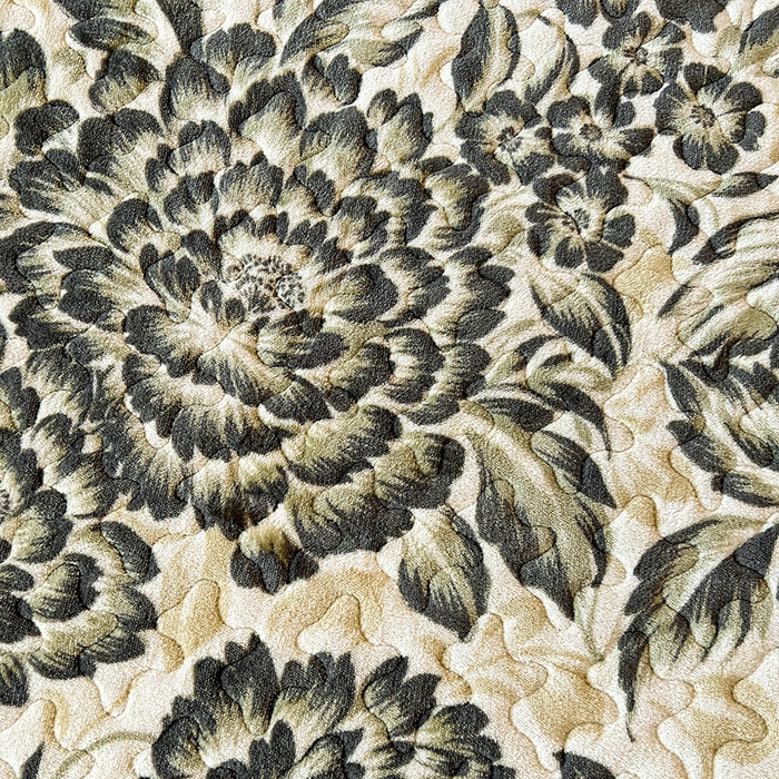 91家纺网 家纺一手货源 找家纺 ME/ERA HOME寐时代 2025新款牛奶绒赫本风夹棉床盖四件套 花海-绿